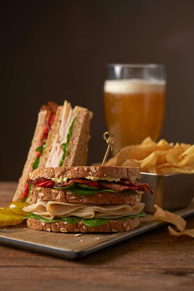 Hyatt Place Atlanta Airport North College Park Restaurant photo